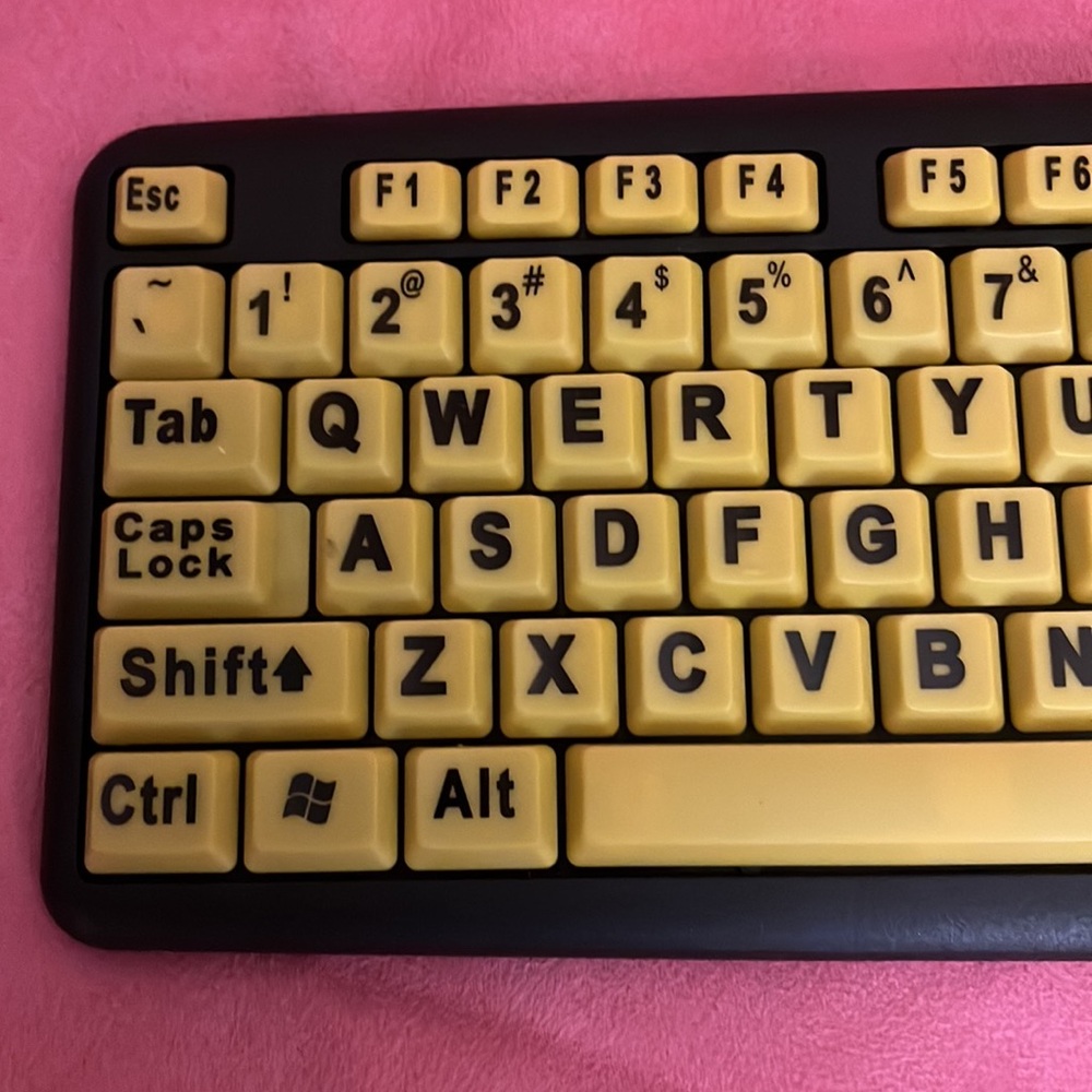 Keyboard - Picture 2 of 2